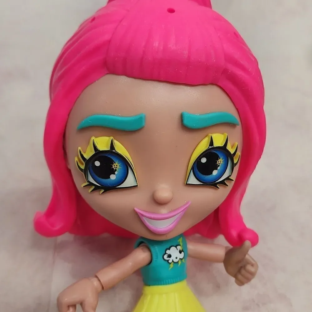 ‎Lotta Looks - Weather Girl Doll